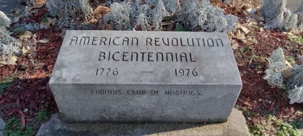 AMERICAN REVOLUTION BICENTENNIAL MEMORIAL BLOCK