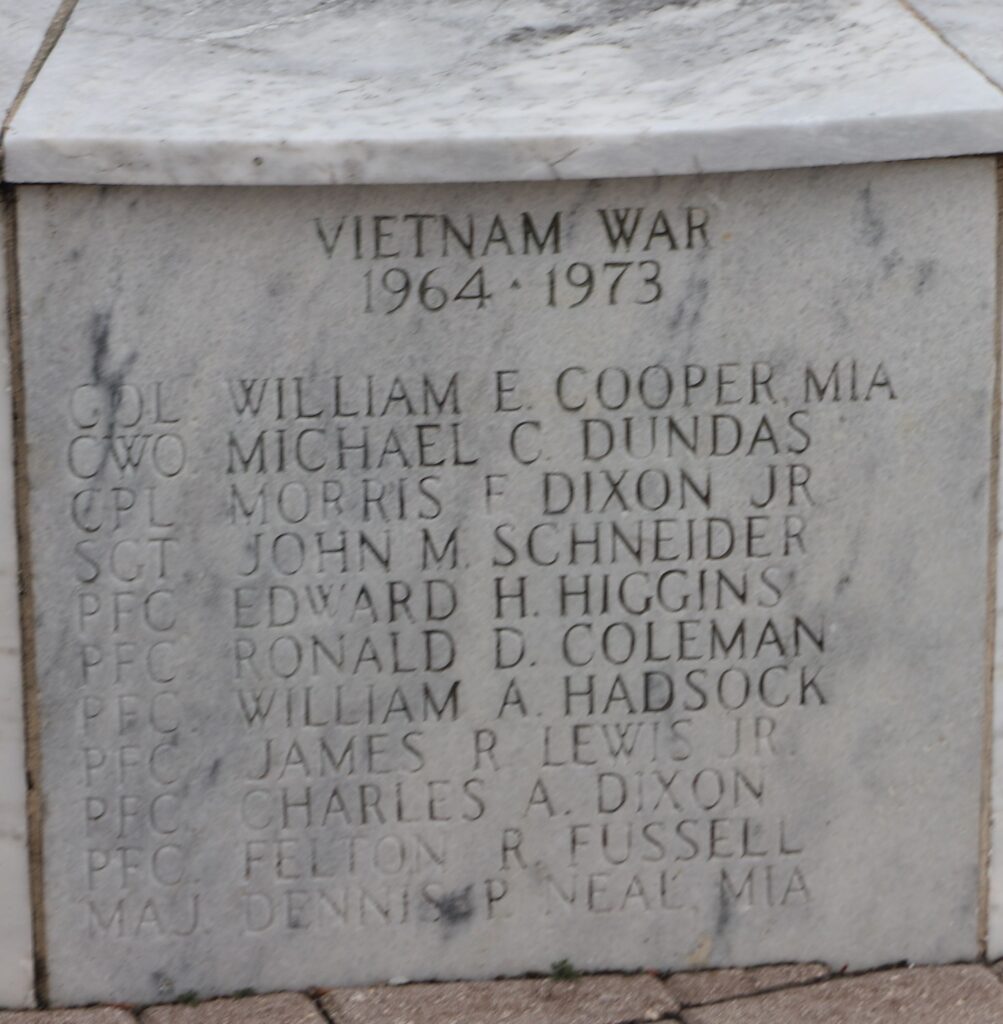 TARPON SPRINGS WAR VETERANS MEMORIAL STONE I