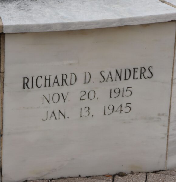 TARPON SPRINGS WAR VETERANS MEMORIAL STONE F