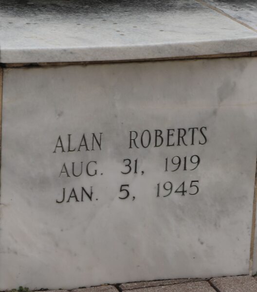 TARPON SPRINGS WAR VETERANS MEMORIAL STONE D