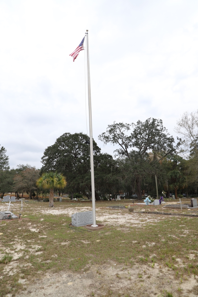 TARPON SPRINGS WAR MEMORIAL FLAGPOLE