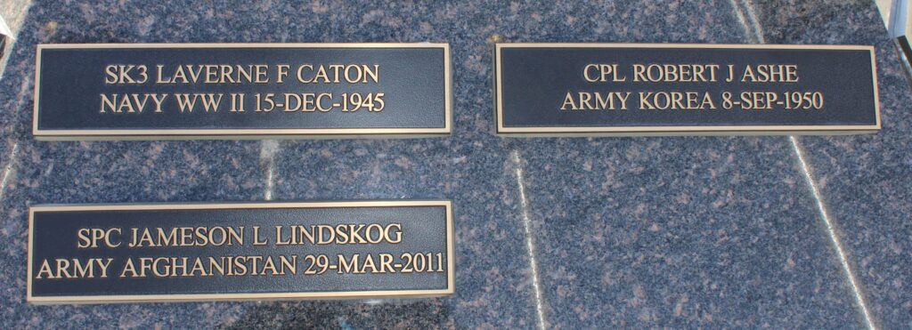 PLEASANTON ALL VETERANS MEMORIAL PLAQUES E