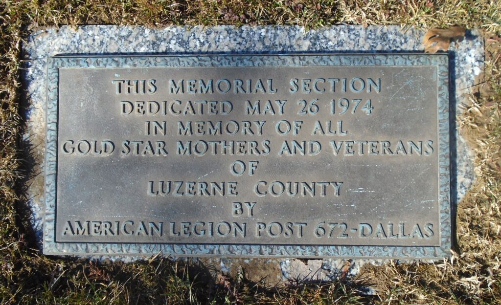 GOLD STAR MOTHERS AND VETERANS MEMORIAL PLAQUE A