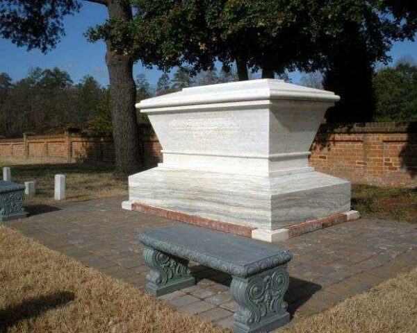 COLD HARBOR TOMB OF THE UNKNOWN SOLDIER MEMORIAL