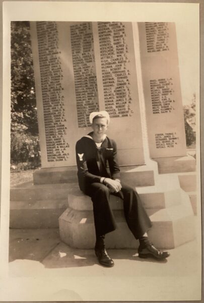 PLEASANT RIDGE WORLD WAR II MEMORIAL