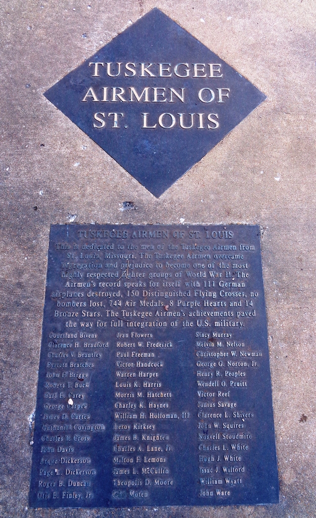 TUSKEGEE AIRMEN OF ST. LOUIS WAR MEMORIAL