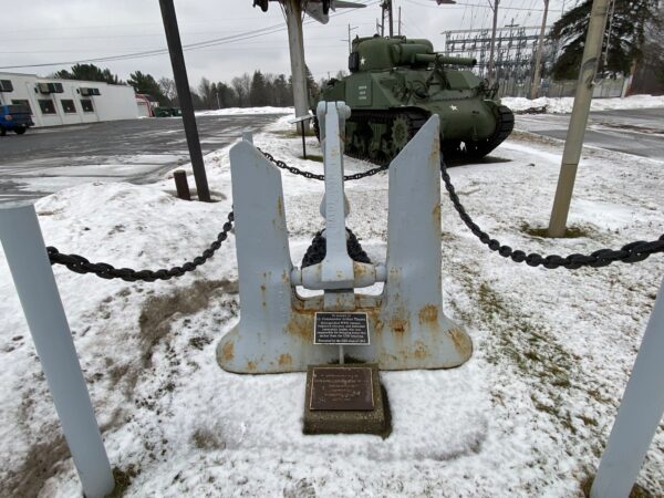 SUBMARINE U.S.S. GRAYLING WAR MEMORIAL ANCHOR