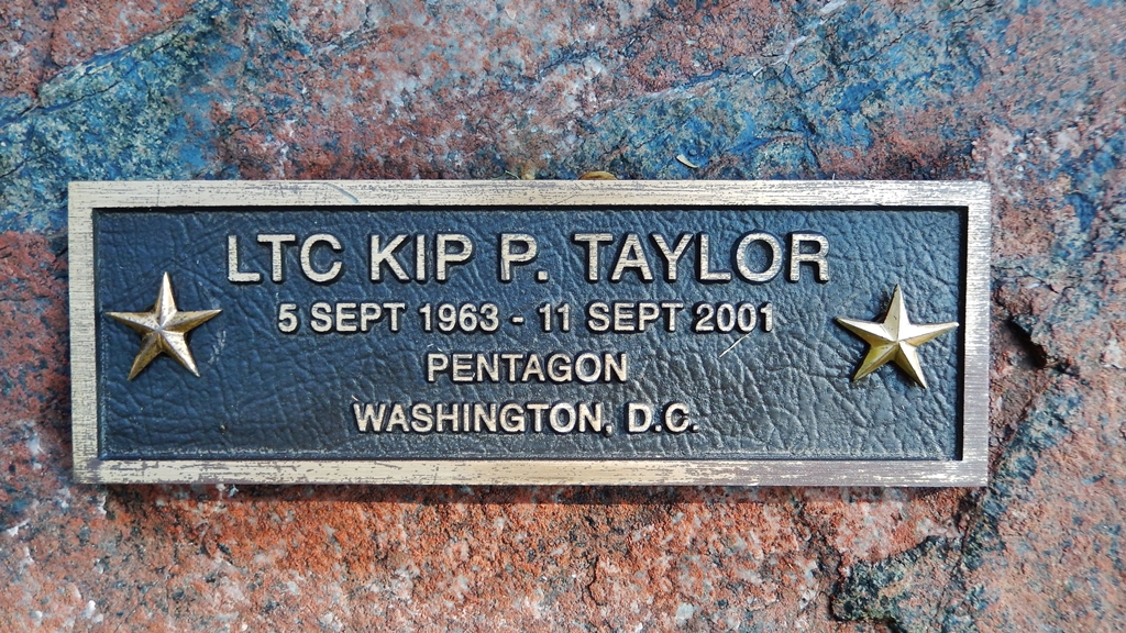 LTC KIP P. TAYLOR WAR MEMORIAL PLAQUE