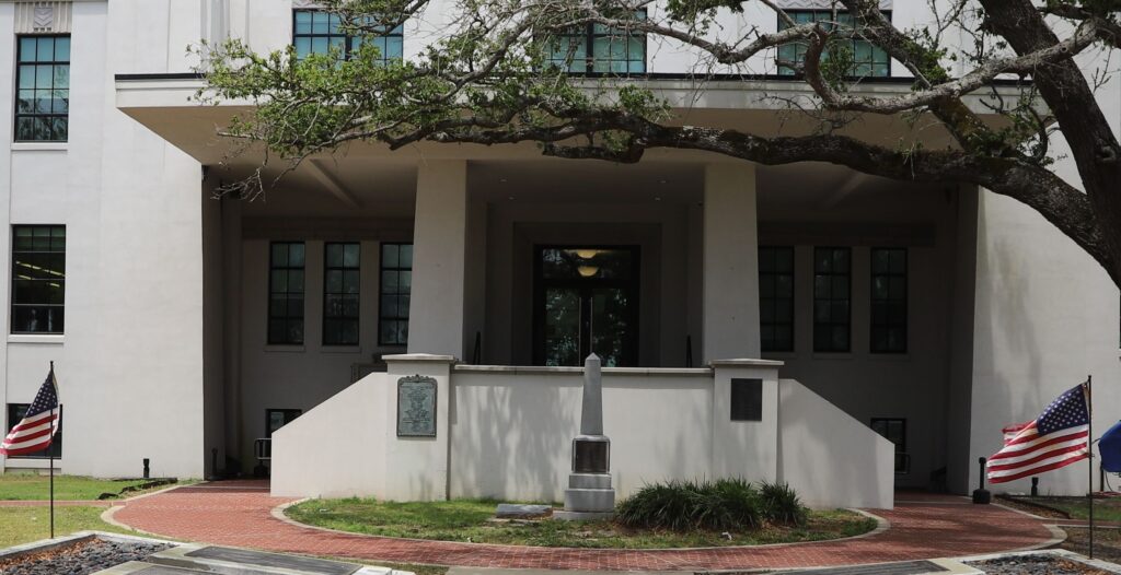 CAMERON PARISH WAR DEAD MEMORIAL
