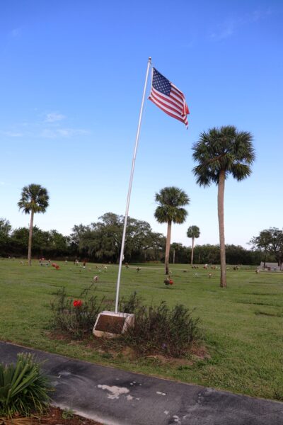 FALLEN VETERANS FLAGPOLE MEMORIAL