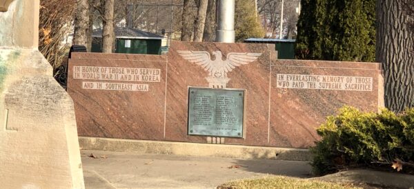 OGLESBY WAR VETERANS MEMORIAL