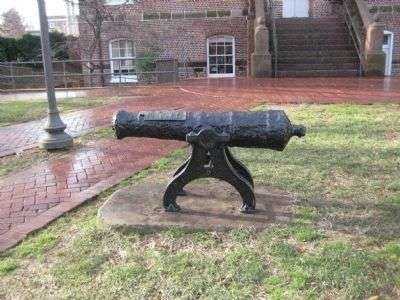 THIS CANNON MEMORIAL