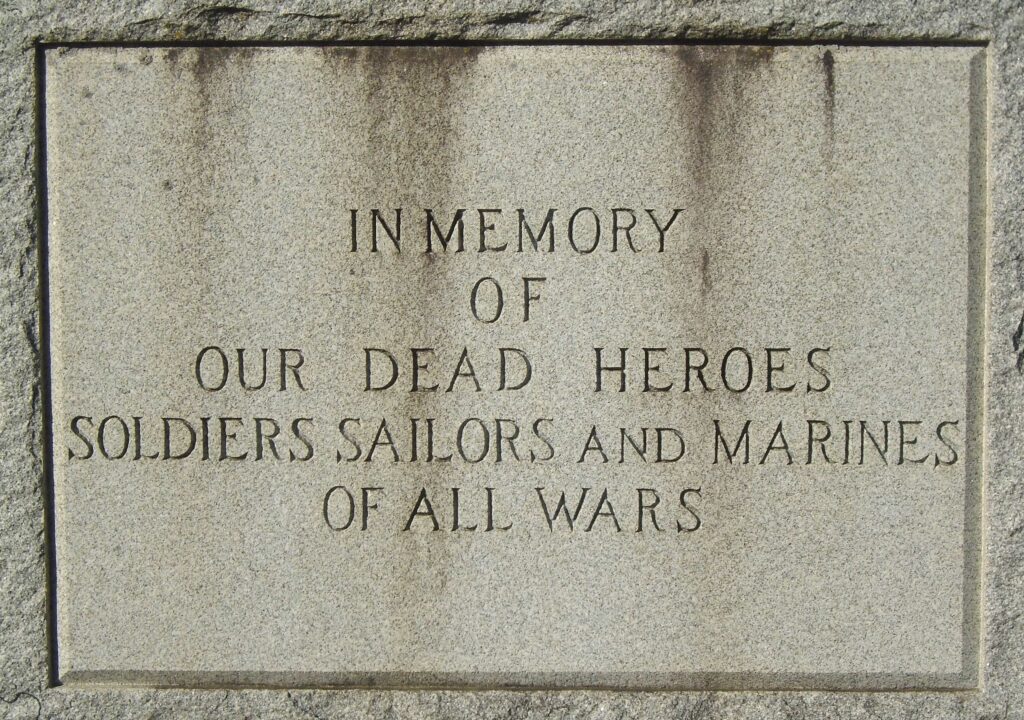 NEW WINDSOR DEAD HEROES OF ALL WARS MEMORIAL CLOSE-UP