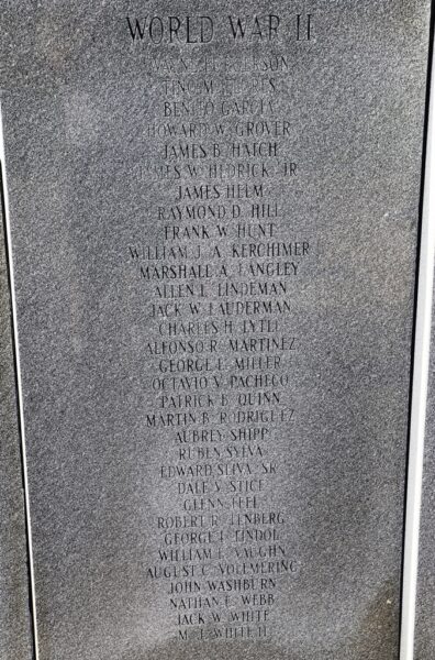 BEEVILLE WAR DEAD MEMORIAL STONE C