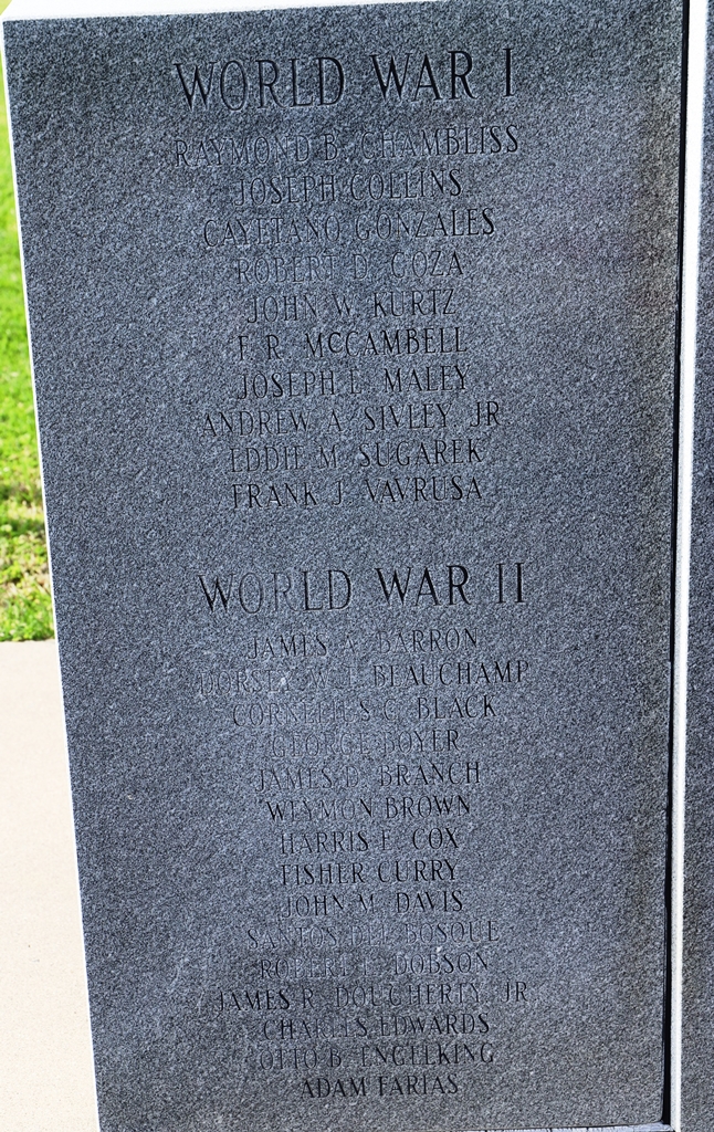 BEEVILLE WAR DEAD MEMORIAL STONE B