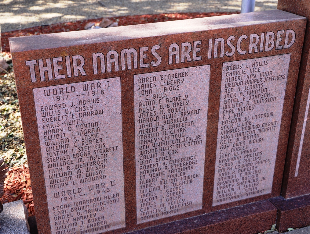 SCURRY COUNTY SUPREME SACRIFICE WAR MEMORIAL LEFT STONE