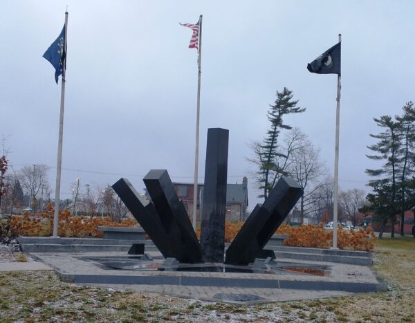 ST. JOSEPH COUNTY VIETNAM VETERANS MEMORIAL