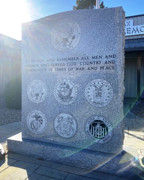 FAIRFAX, SD VETERANS MEMORIAL STONE A