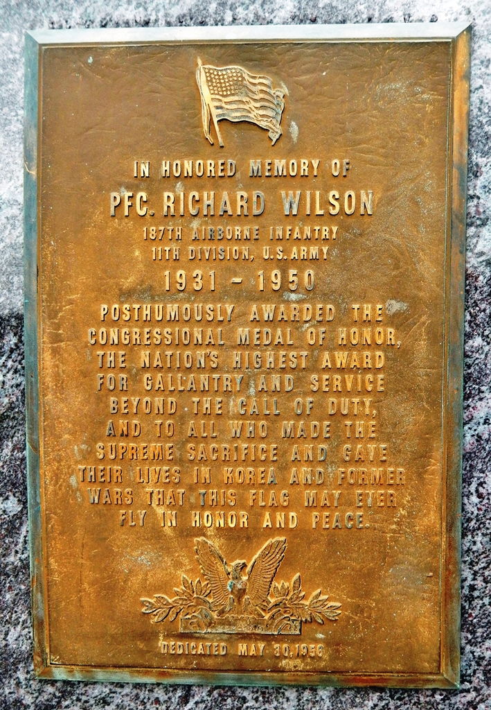 PFC. RICHARD WILSON MEDAL OF HONOR WAR MEMORIAL PLAQUE