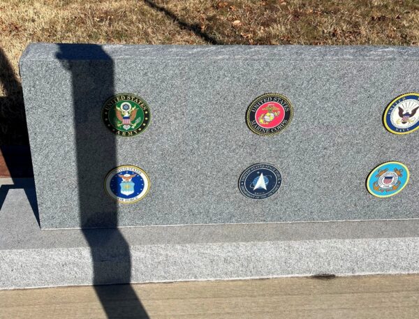 NEW HAVEN, MO VETERANS EMBLEM MEMORIAL
