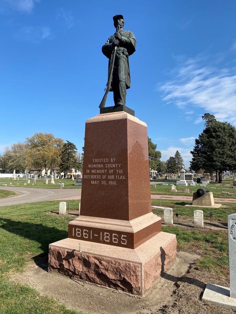 MONONA COUNTY CIVIL WAR MEMORIAL