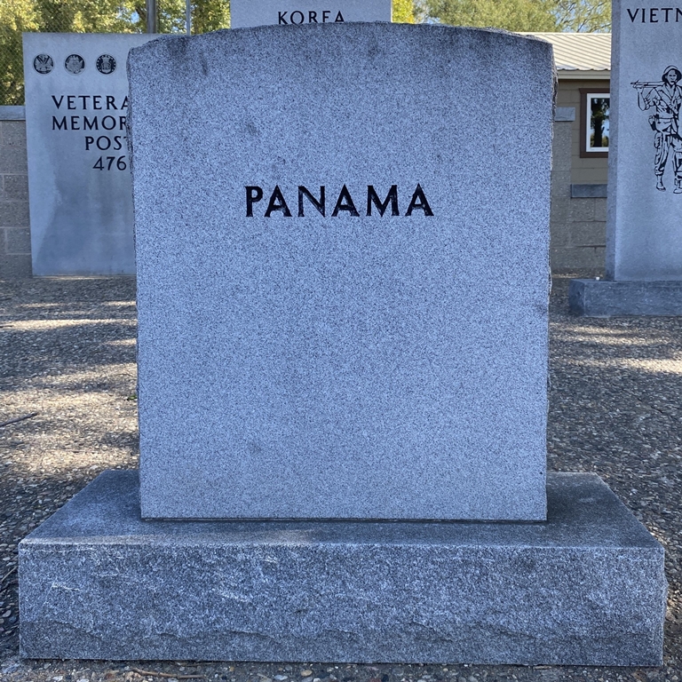 DOON WAR VETERANS MEMORIAL STONE H FRONT