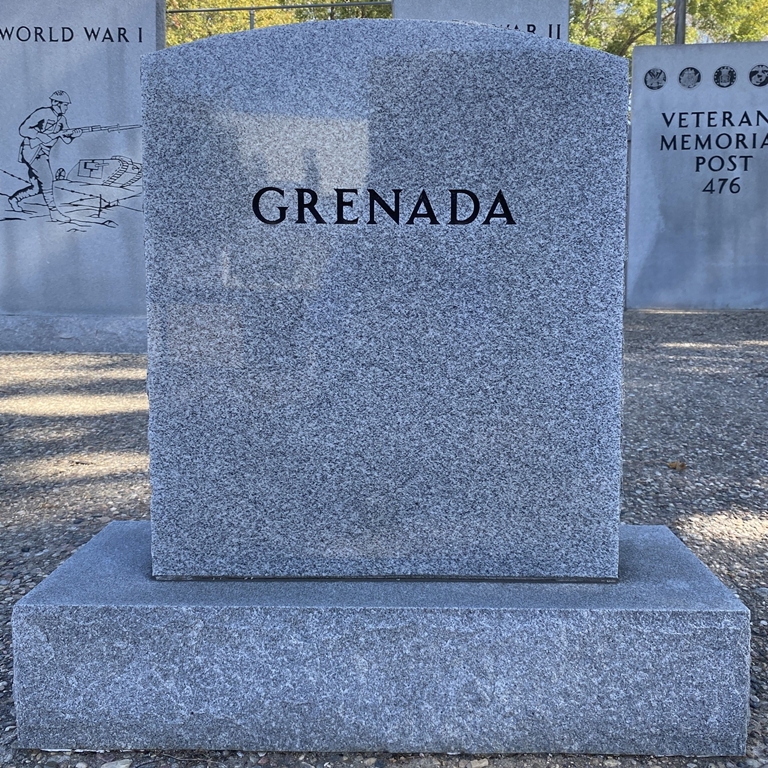 DOON WAR VETERANS MEMORIAL STONE G FRONT