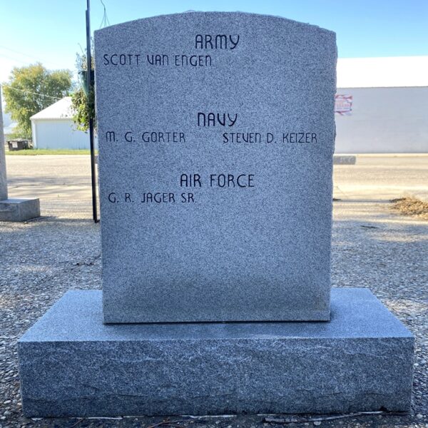 DOON WAR VETERANS MEMORIAL STONE F BACK