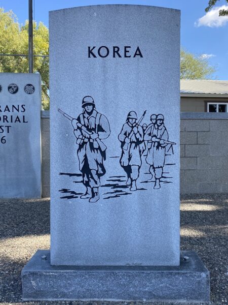 DOON WAR VETERANS MEMORIAL STONE D FRONT