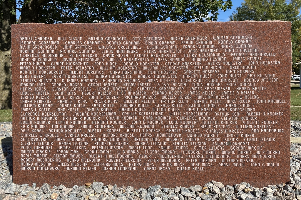 HULL VETERANS MEMORIAL STONE E