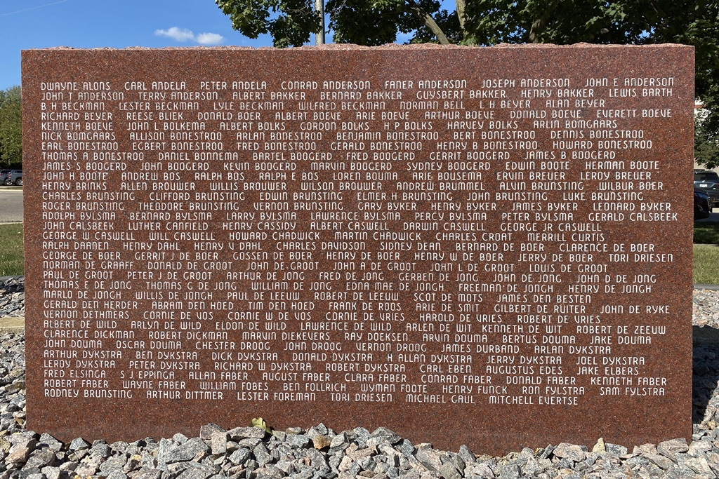 HULL VETERANS MEMORIAL STONE D