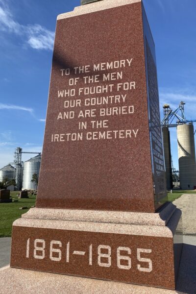 IRETON CEMETERY WAR VETERANS MEMORIAL SIDE A