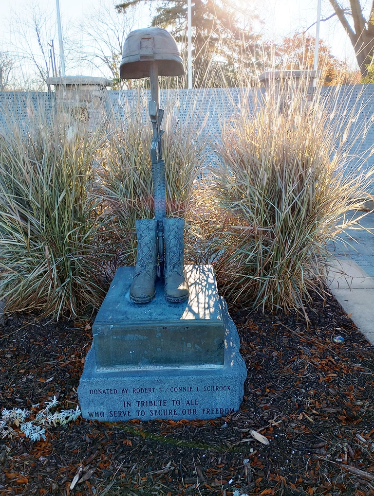 ALL WHO SERVED VETERANS MEMORIAL BATTLEFIELD CROSS