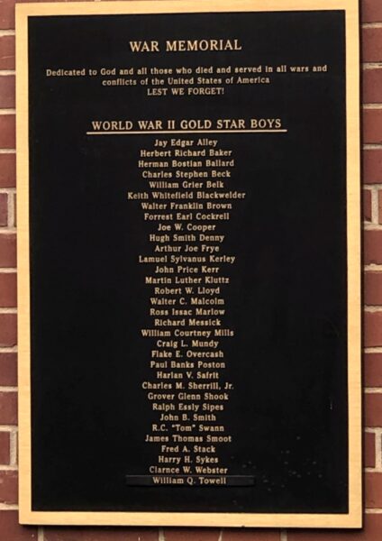 MOORESVILLE WAR MEMORIAL PLAQUE