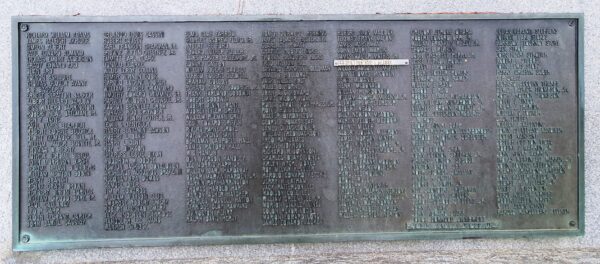 MEMORIAL MAGNOLIAS WORLD WAR II SUPREME SACRIFICE MEMORIAL PLAQUE