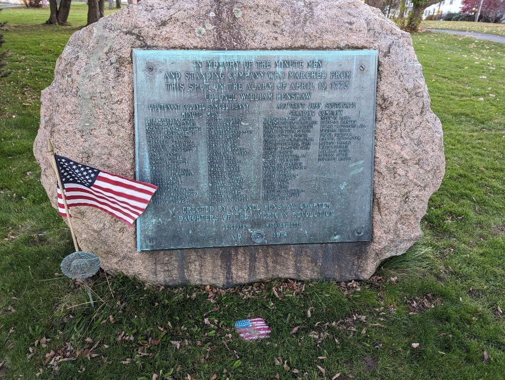 LEICESTER MINUTE MEN REVOLUTIONARY WAR MEMORIAL