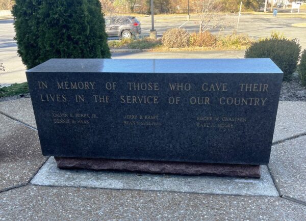 CRESTWOOD ARMED FORCES WAR MEMORIAL STONE A