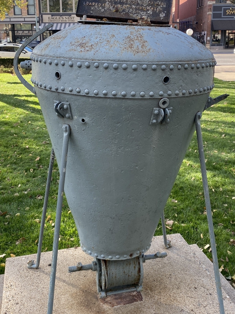 THIS SPANISH TORPEDO WAR MEMORIAL