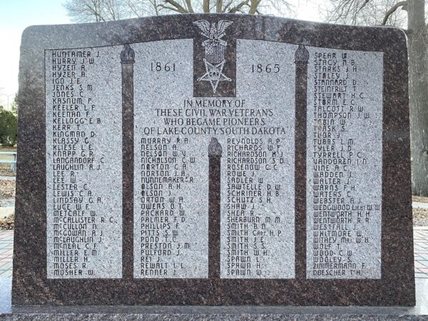 LAKE COUNTY CIVIL WAR MEMORIAL BACK