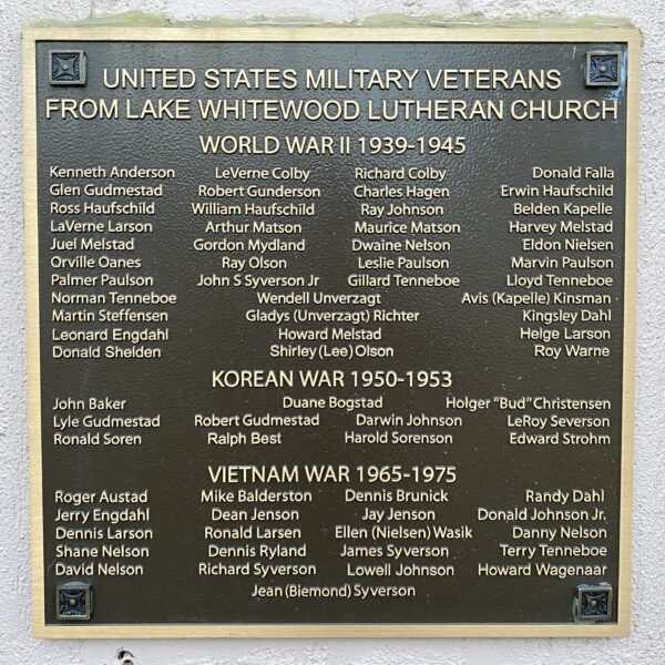 LAKE WHITEWOOD CONGREGATION WAR VETERANS MEMORIAL PLAQUE B