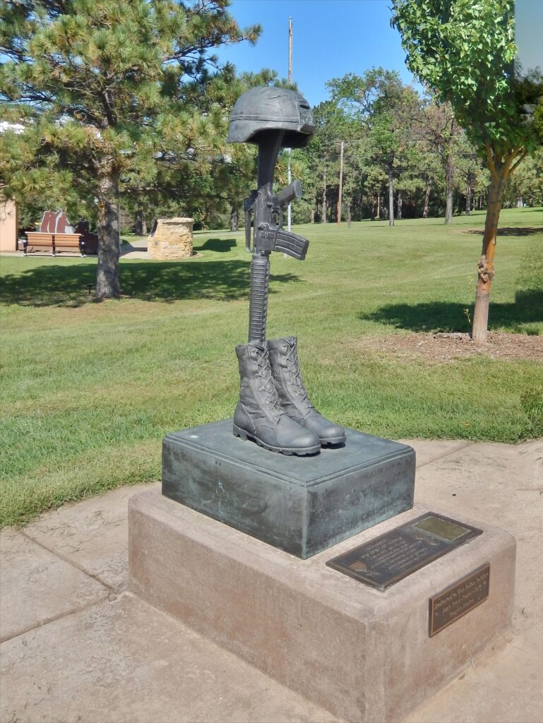 SPC JOHN PAUL FETTIG WAR MEMORIAL BATTLEFIELD CROSS