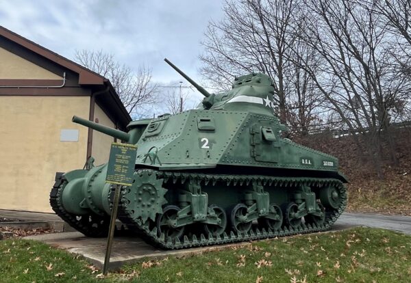 U.S. MEDIUM TANK M3A5 WAR MEMORIAL