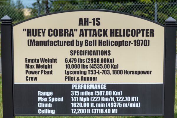 AH-1S “HUEY COBRA” WAR MEMORIAL AIRCRAFT MARKER