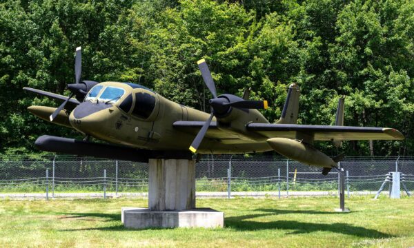 OV-1B GRUMMAN MOHAWK WAR MEMORIAL AIRCRAFT