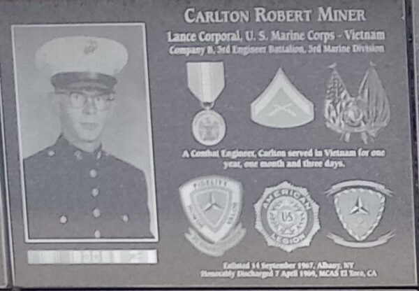 CARLTON ROBERT MINER WAR MEMORIAL PLAQUE