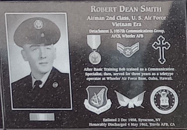ROBERT DEAN SMITH WAR MEMORIAL PLAQUE