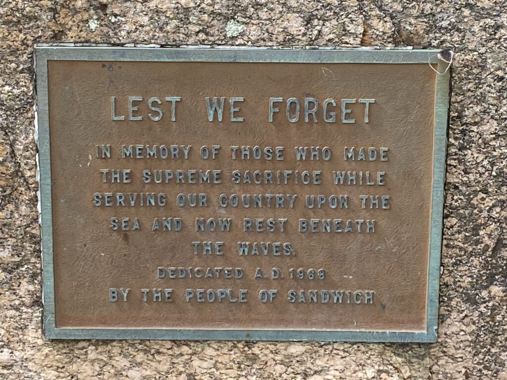 PEOPLE OF SANDWICH LEST WE FORGET WAR MEMORIAL PLAQUE