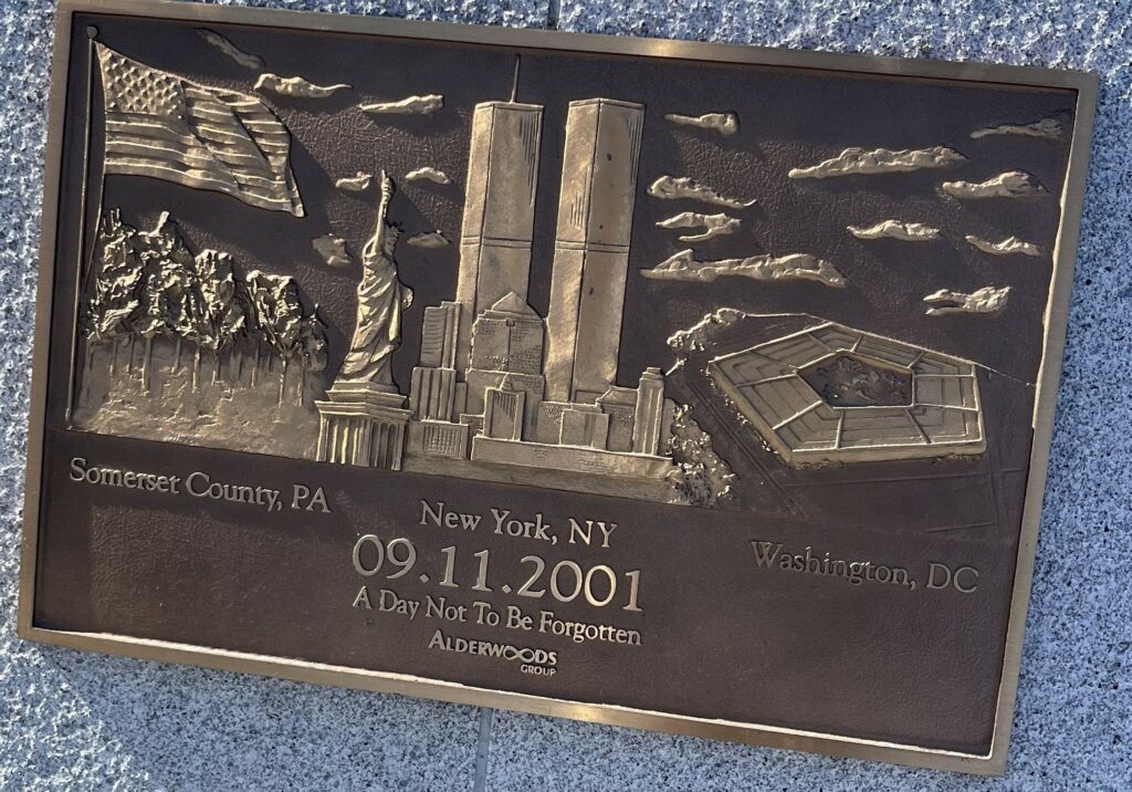 EVERETT ALDERWOODS GROUP 09.11.2001 MEMORIAL PLAQUE