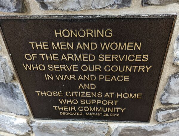 EAST EARL ARMED FORCES VETERANS MEMORIAL FLAGPOLE PLAQUE