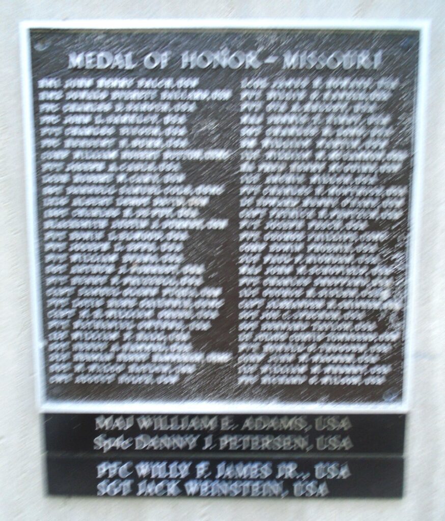 MISSOURI MEDAL OF HONOR RECIPIENTS WAR MEMORIAL PLAQUE